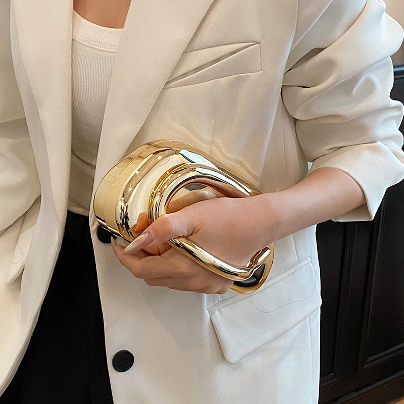 Bolso de mano con caja de cier - Women Bags 2026 Trends reseña y precio